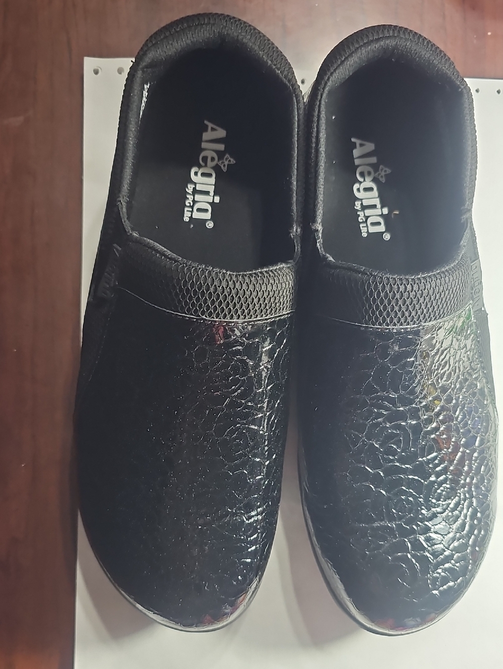 Alegria Women’s Black Textured Slip-On Comfort Loafers